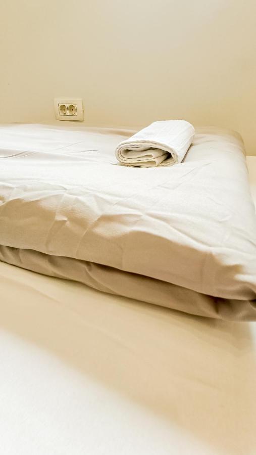 Bascarsija Guesthouse - Private Bath, Tv & Aircon Szarajevó Kültér fotó