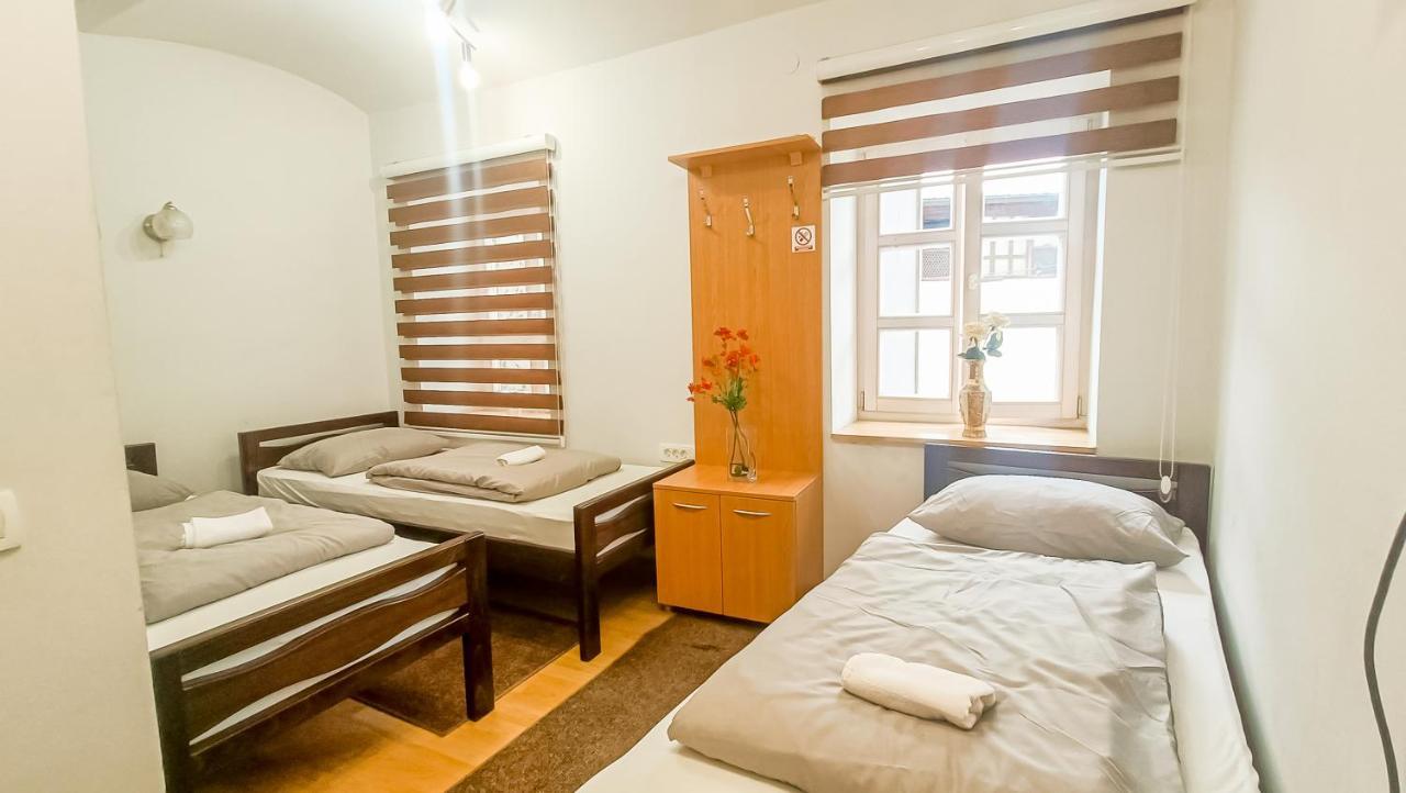 Bascarsija Guesthouse - Private Bath, Tv & Aircon Szarajevó Kültér fotó