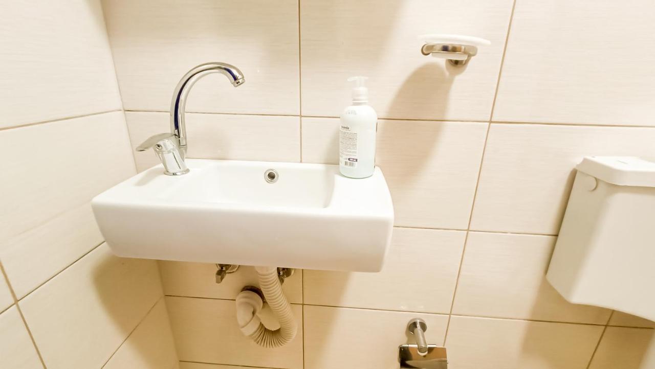 Bascarsija Guesthouse - Private Bath, Tv & Aircon Szarajevó Kültér fotó